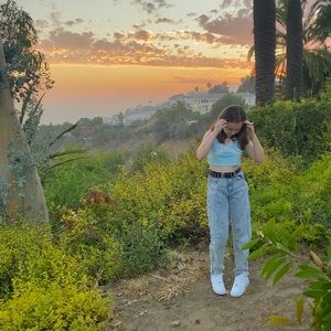 Meet your Posher, Caroline